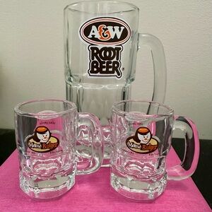 Vintage A & W Root Beer Glass Mug Set